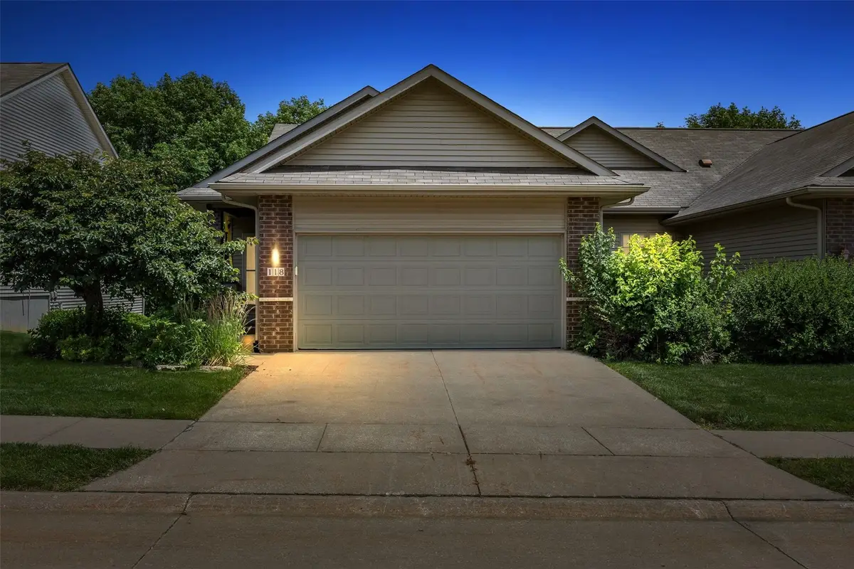 118 Broadmoor Lane, Iowa City, IA 52245 - #1
