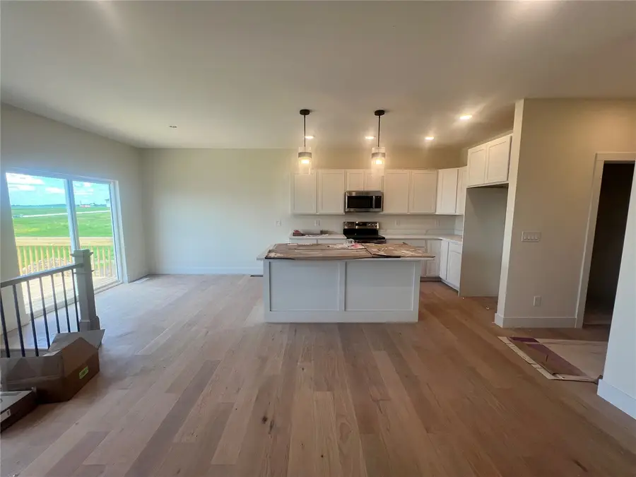 6818 Artesa Bell Drive, Cedar Rapids, IA 52404 - #2