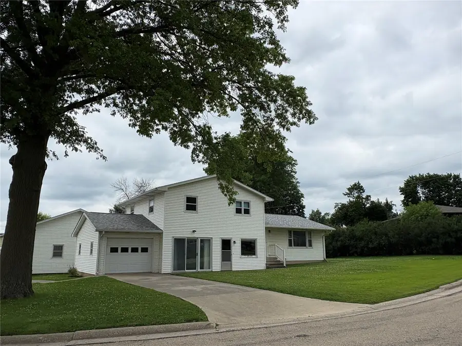311 6th Street N, Springville, IA 52336 - #2