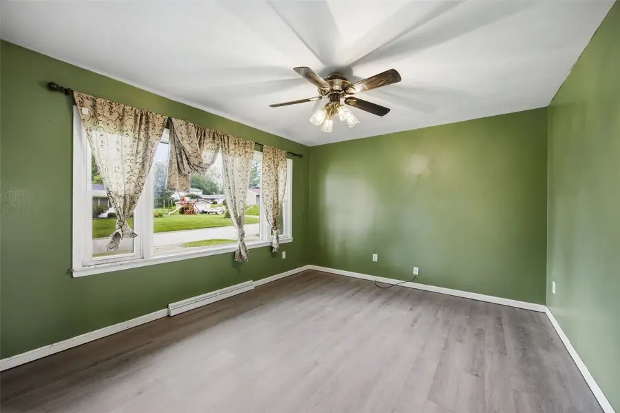 1000 Mulberry Street, Tipton, IA 52772 - #3