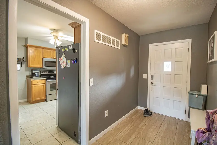 303 S Davis Street, Anamosa, IA 52205 - #2