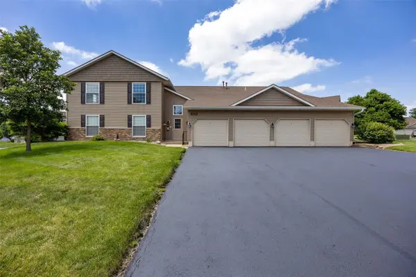 3712 Foxborough Terrace Ne #D, Cedar Rapids, IA 52402