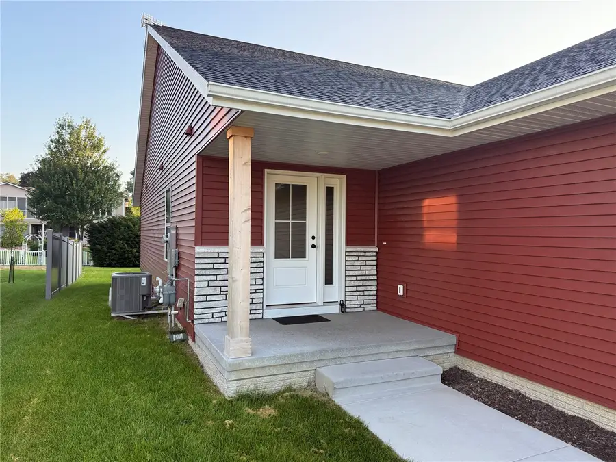 819 Prairie View Drive, West Branch, IA 52358 - #3