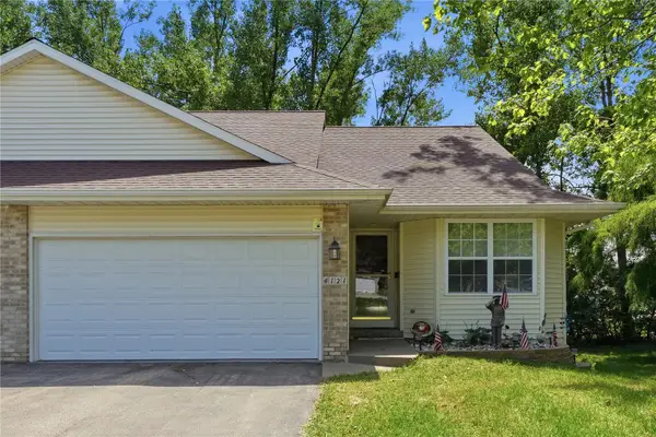 4121 Treeline Ct Ne #4121, Cedar Rapids, IA 52402