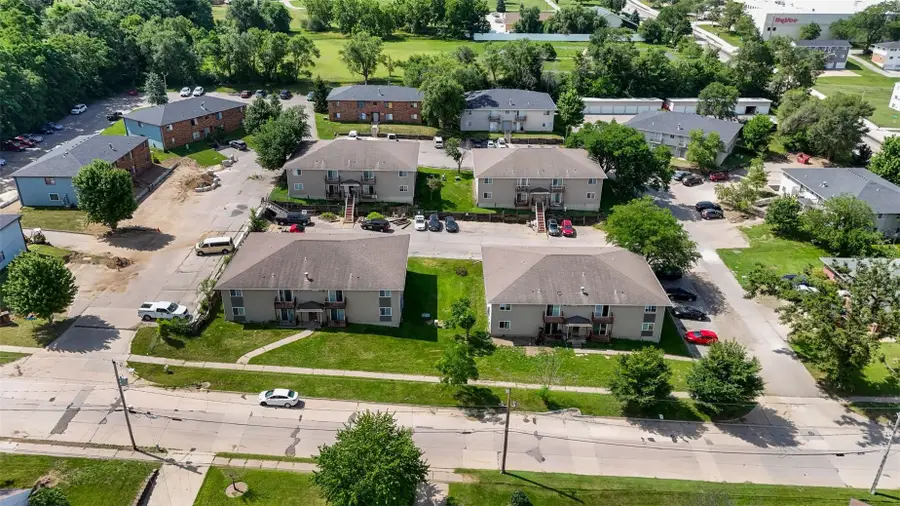 16 Aossey Lane Sw, Cedar Rapids, IA 52404 - #2