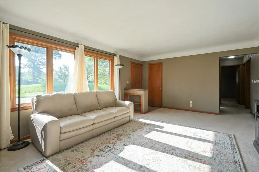 1215 Brockman Drive Se, Cedar Rapids, IA 52403 - #3