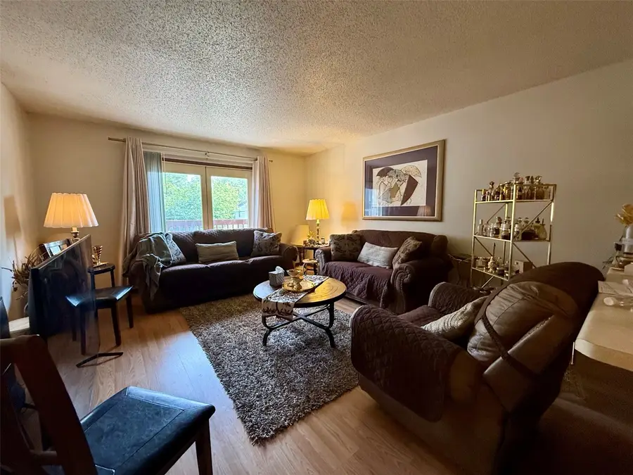 25 Lincoln Avenue #13, Iowa City, IA 52246 - #3
