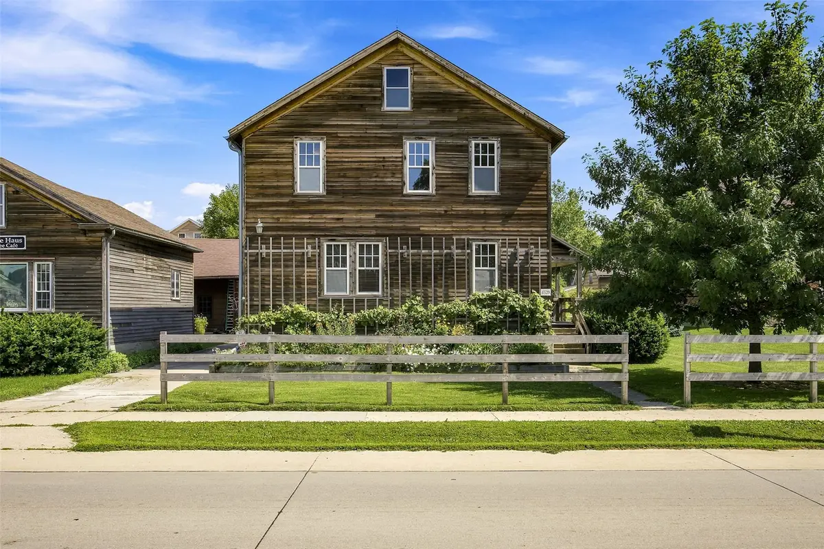 4529 220th Trail, Amana, IA 52203 - #1