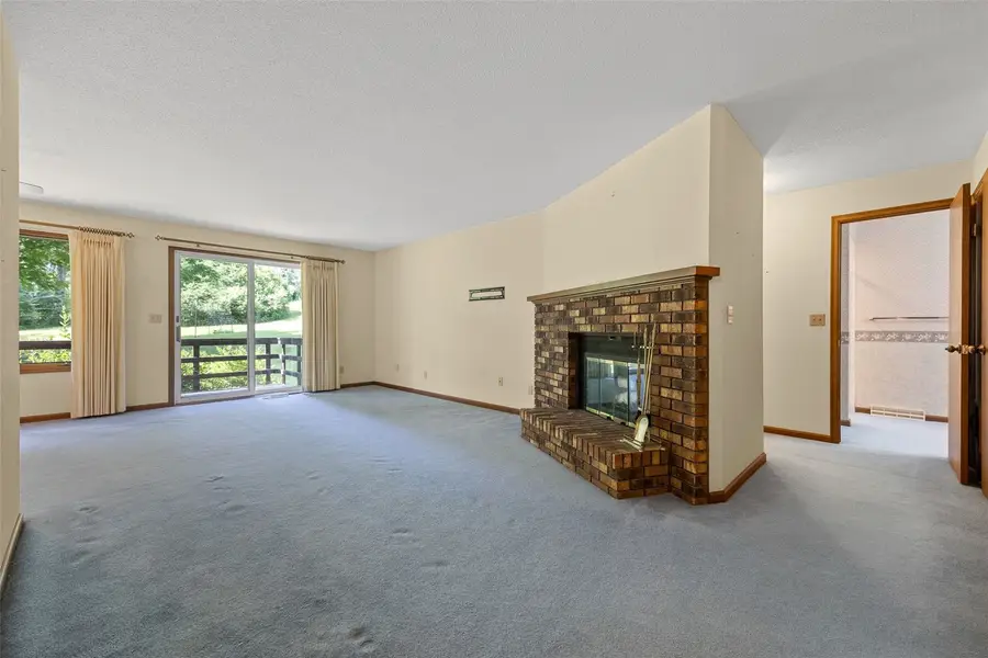 1723 Pikes Peak Ct Ne, Cedar Rapids, IA 52402 - #3