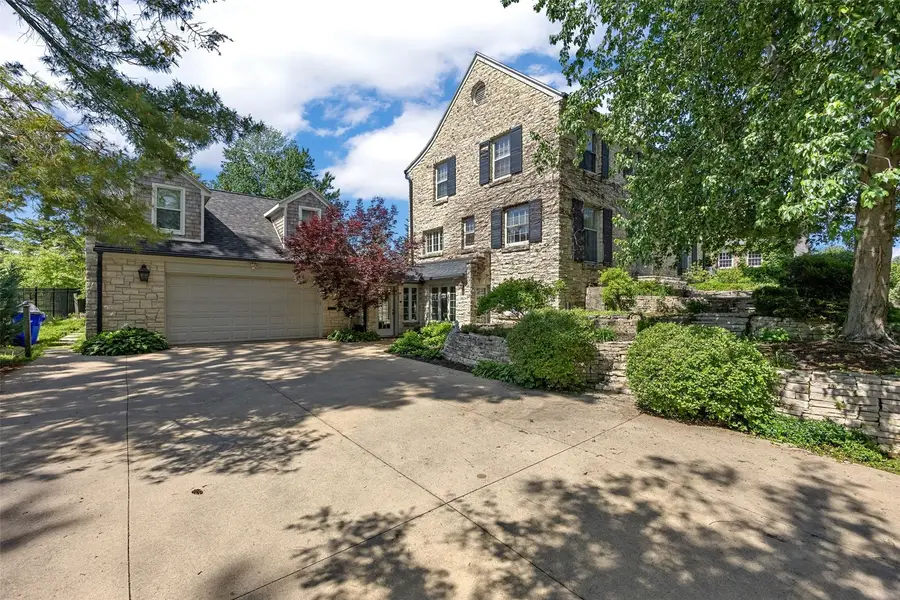 2168 Linden Drive Se, Cedar Rapids, IA 52403 - #2