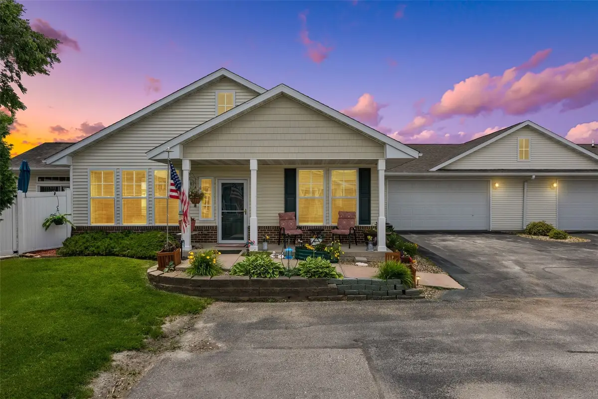 1333 Tower Lane Ne, Cedar Rapids, IA 52402 - #1