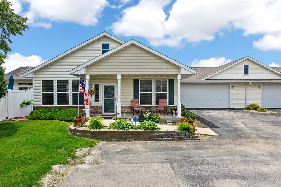 1333 Tower Lane Ne, Cedar Rapids, IA 52402 - #2