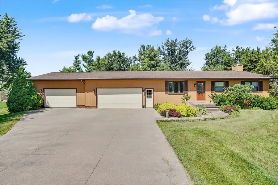 5304 Smithland Drive, Marion, IA 52302 - #2
