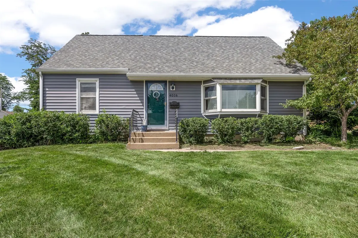 4016 Vine Avenue Se, Cedar Rapids, IA 52403 - #1