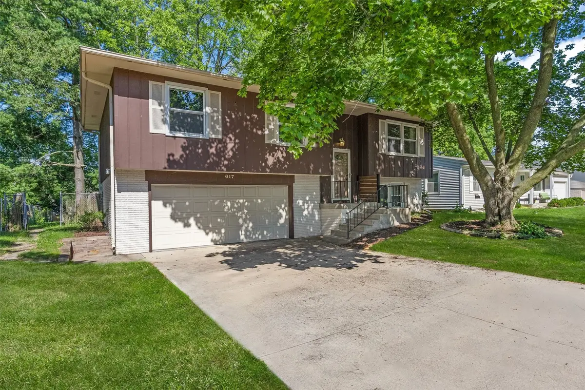 617 Wheaton Road, Iowa City, IA 52246 - #1