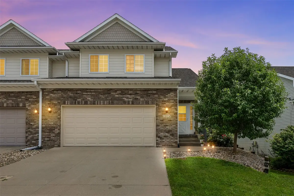 1572 Vandello Circle, North Liberty, IA 52317 - #1