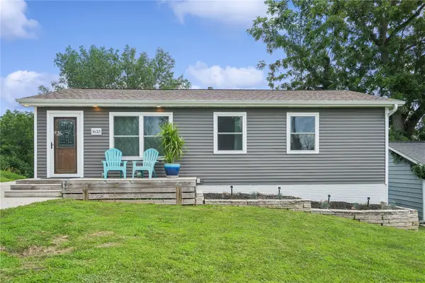 1633 23rd St Nw, Cedar Rapids, IA 52405