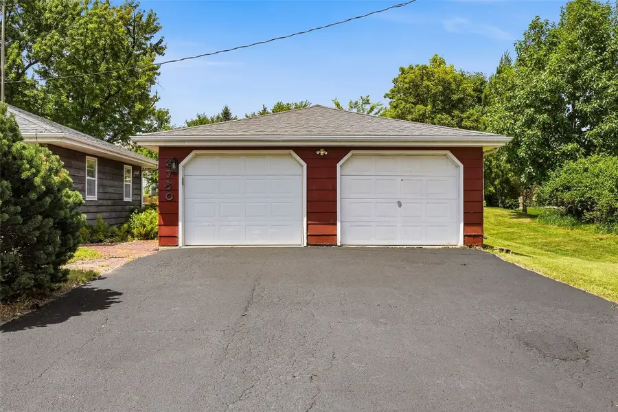 2750 10th Street, Marion, IA 52302 - #3