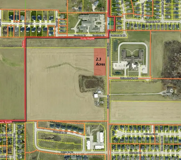 8201 Council Street Ne, Cedar Rapids, IA 52402