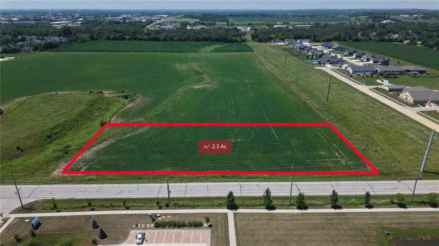 8201 Council Street Ne, Cedar Rapids, IA 52402 - #2