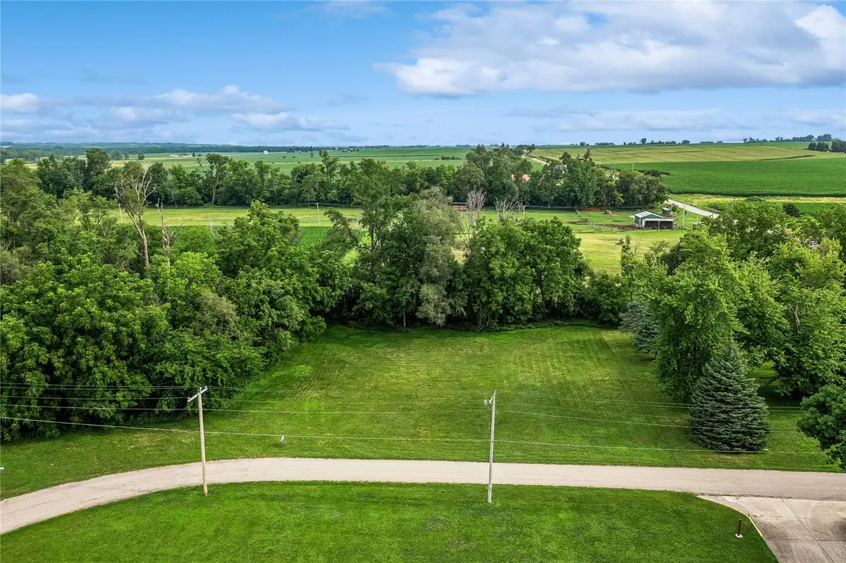 Lots 7-9 Belle Plaine, Belle Plaine, IA 52208 - #1