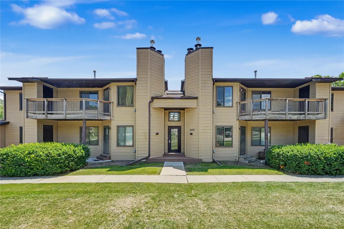 2050 Holiday Rd #C4, Coralville, IA 52241 - #1