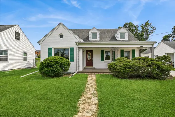 137 19th Avenue Sw, Cedar Rapids, IA 52404