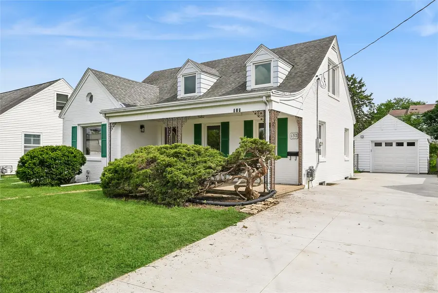 137 19th Avenue Sw, Cedar Rapids, IA 52404 - #2