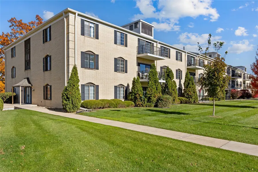 130 Thompson Dr Se #210, Cedar Rapids, IA 52403 - #3