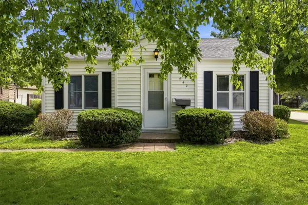 442 4th Avenue, Iowa City, IA 52245