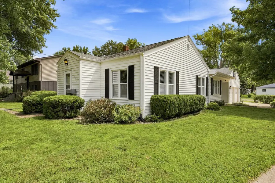 442 4th Avenue, Iowa City, IA 52245 - #2