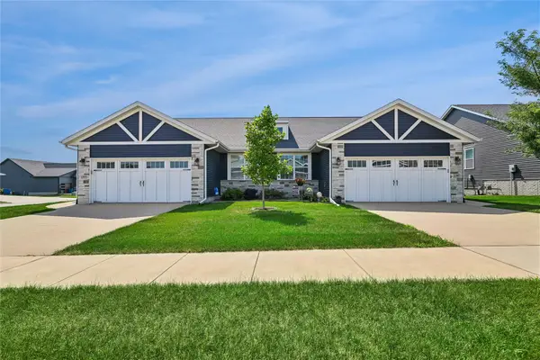 1395 Applewood Drive, Fairfax, IA 52228