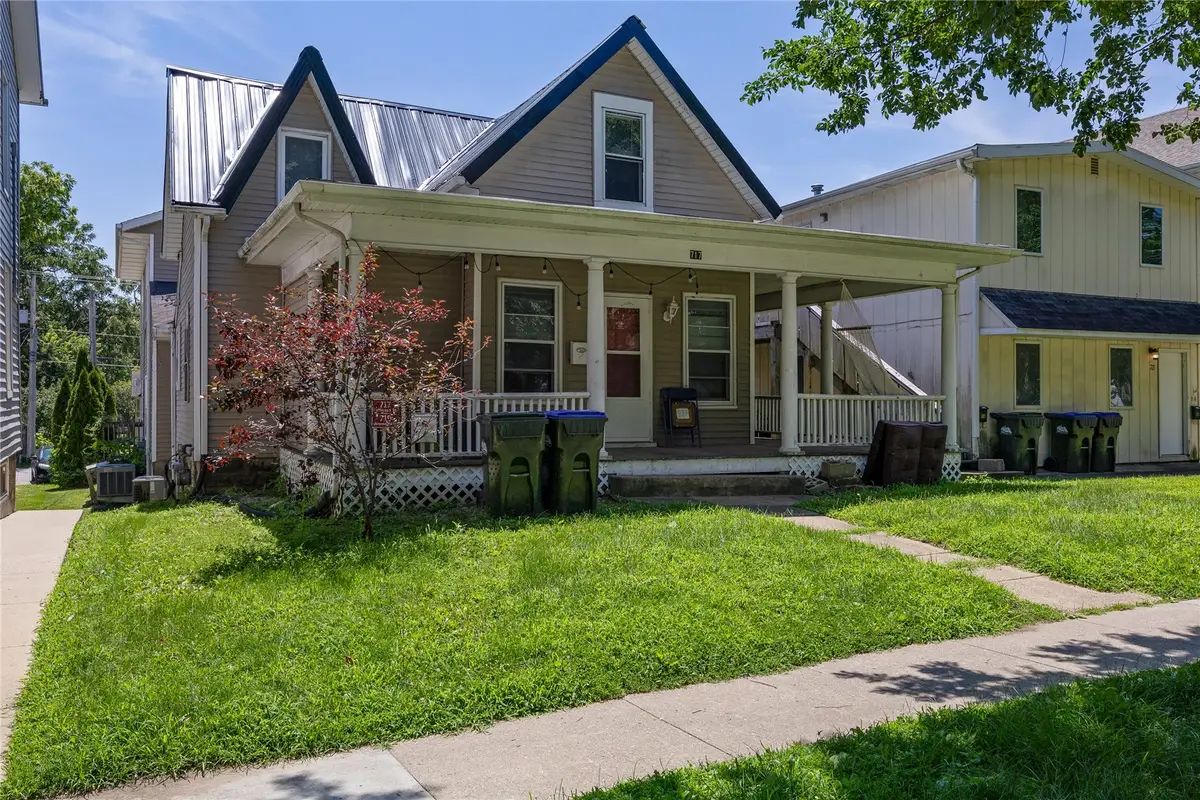 717/719 E Jefferson Street, Iowa City, IA 52246 - #1