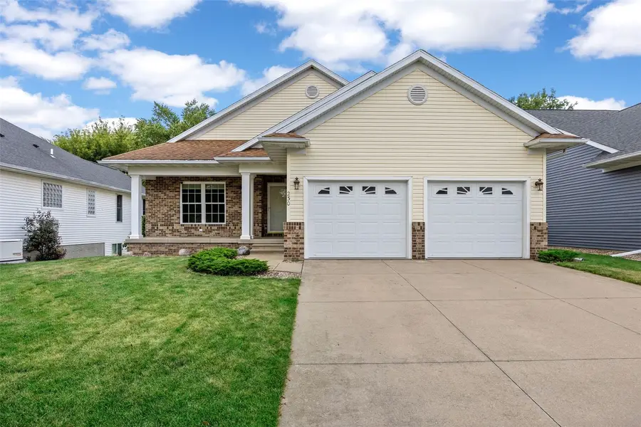 230 S Blairsferry Crossing, Hiawatha, IA 52233 - #3