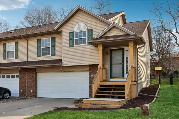 2322 Catskill, Iowa City, IA 52245