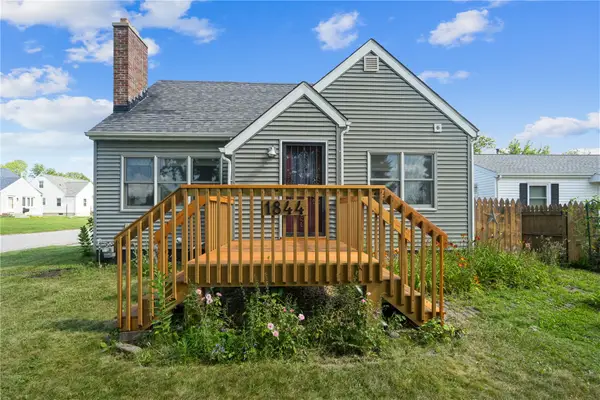 1844 B Avenue Nw, Cedar Rapids, IA 52405