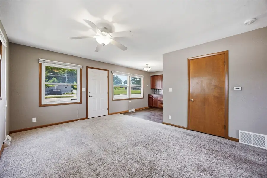 2902 Johnson Avenue, Cedar Rapids, IA 52405 - #3