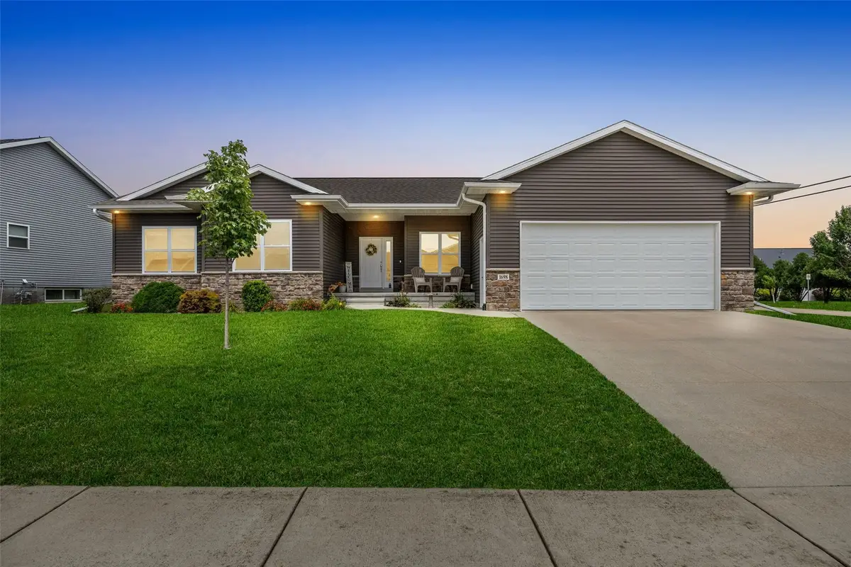 1698 Bridge Creek Ct, Marion, IA 52302 - #1