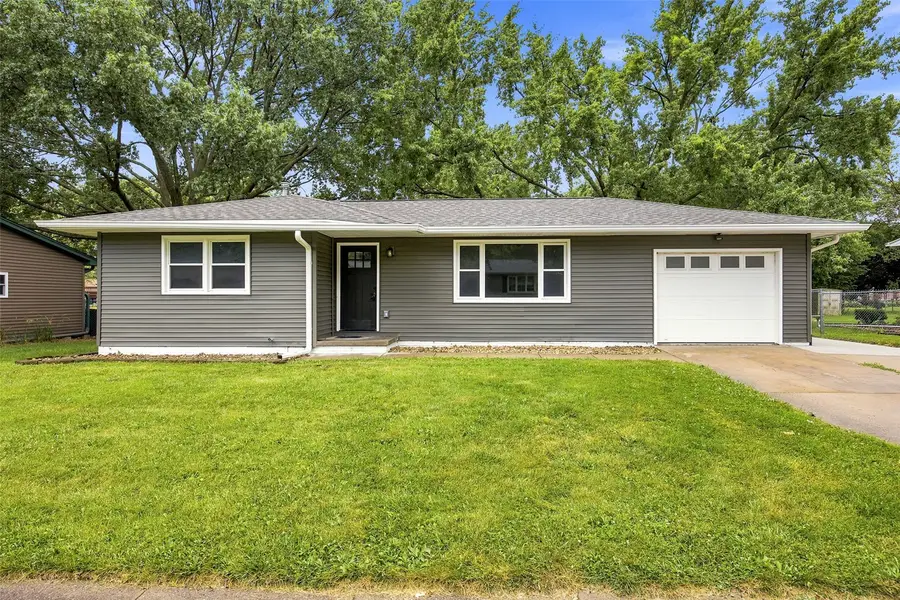 1917 California Avenue, Iowa City, IA 52240 - #2