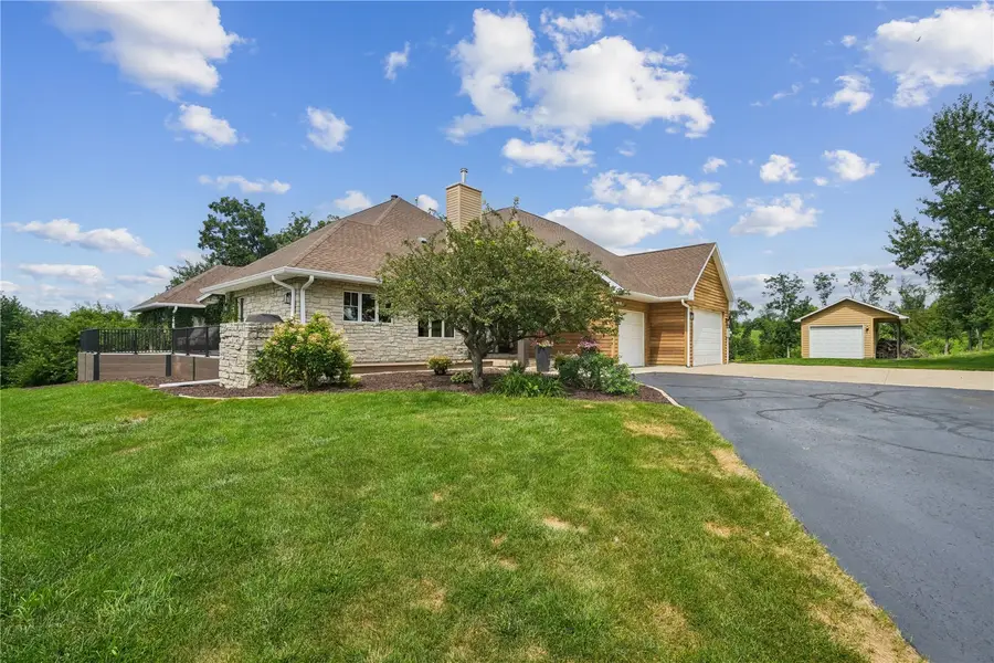 358 Abbotsford Road, Cedar Rapids, IA 52403 - #3