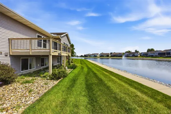 7101 Waterview Drive Sw, Cedar Rapids, IA 52404