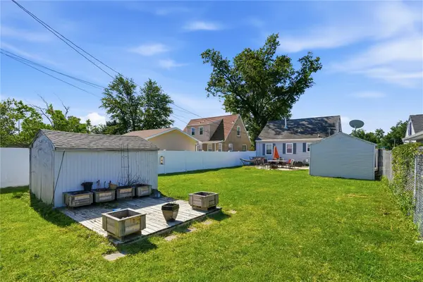 1902 Johnson Avenue Nw, Cedar Rapids, IA 52405