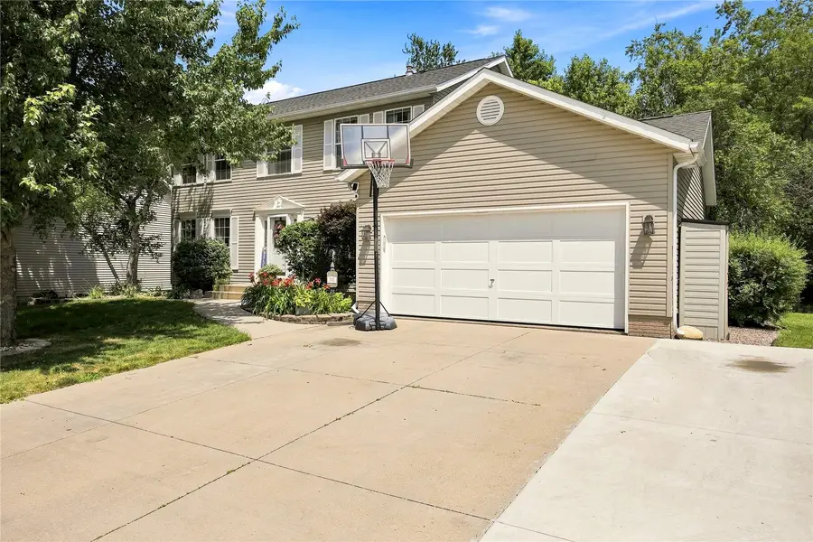 419 Rockvalley Drive Sw, Cedar Rapids, IA 52404 - #2