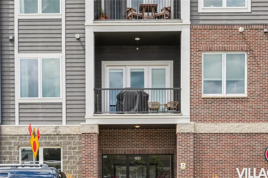 200 3rd Avenue Sw #205, Cedar Rapids, IA 52404 - #2