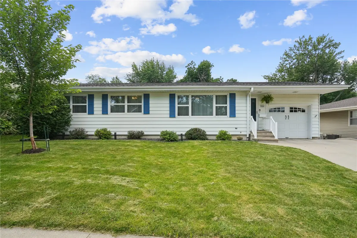 2245 Brockman Avenue, Marion, IA 52302 - #1