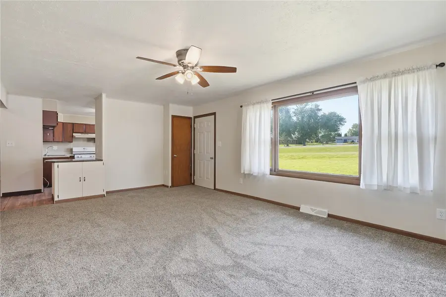 6900 Williams Blvd, Fairfax, IA 52228 - #3