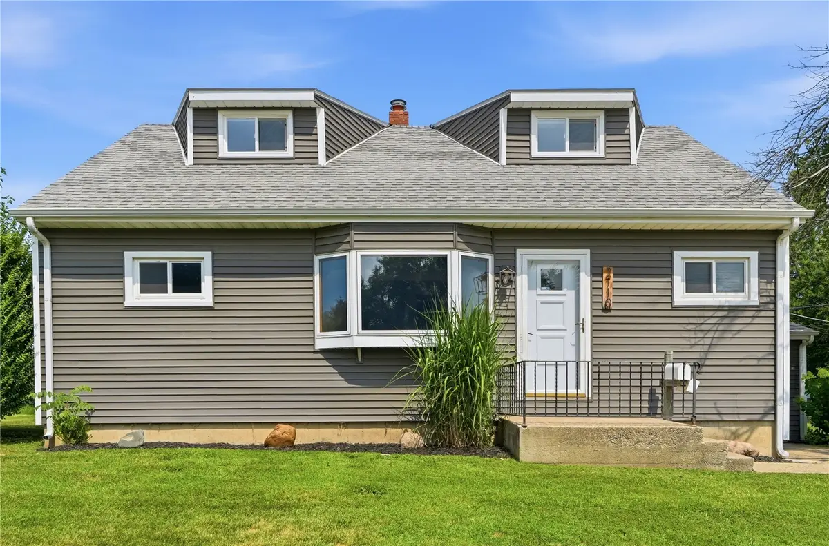2110 Chandler Street Sw, Cedar Rapids, IA 52404 - #1