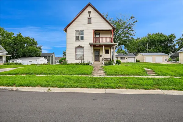 1385 12th Street, Marion, IA 52302