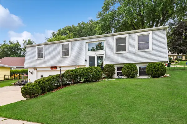 2011 Northgate Drive Ne, Cedar Rapids, IA 52402