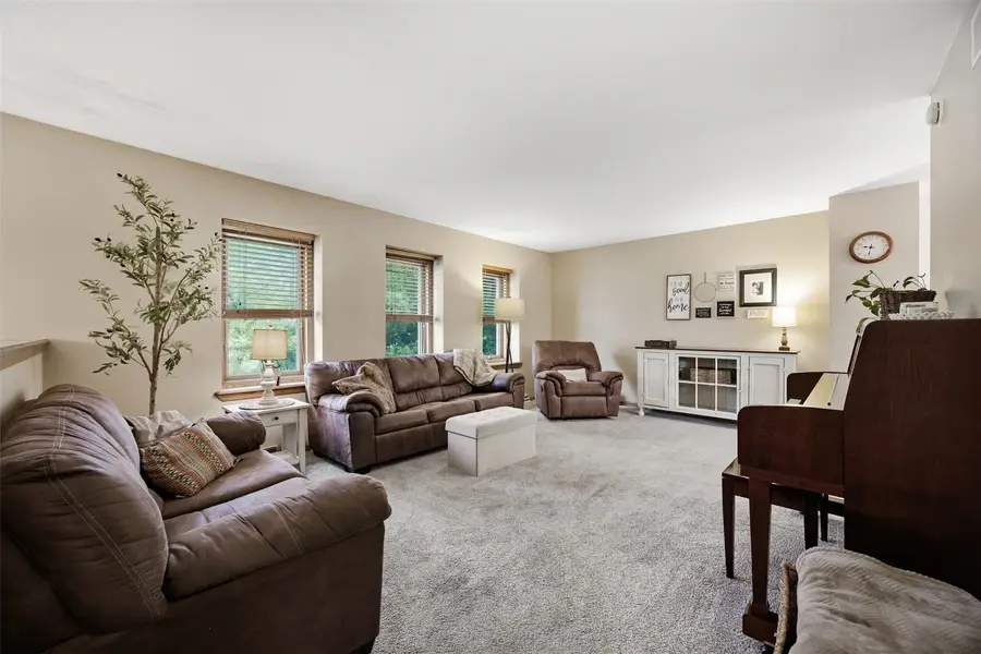 84 Amhurst St, Iowa City, IA 52245 - #2